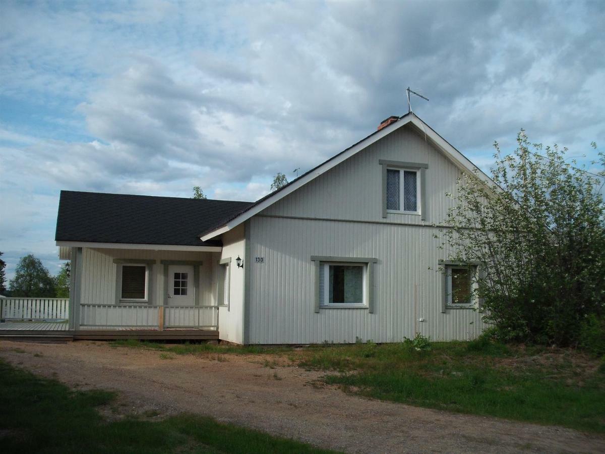 Ahkula House Hotel Lemmenjoki Exterior photo